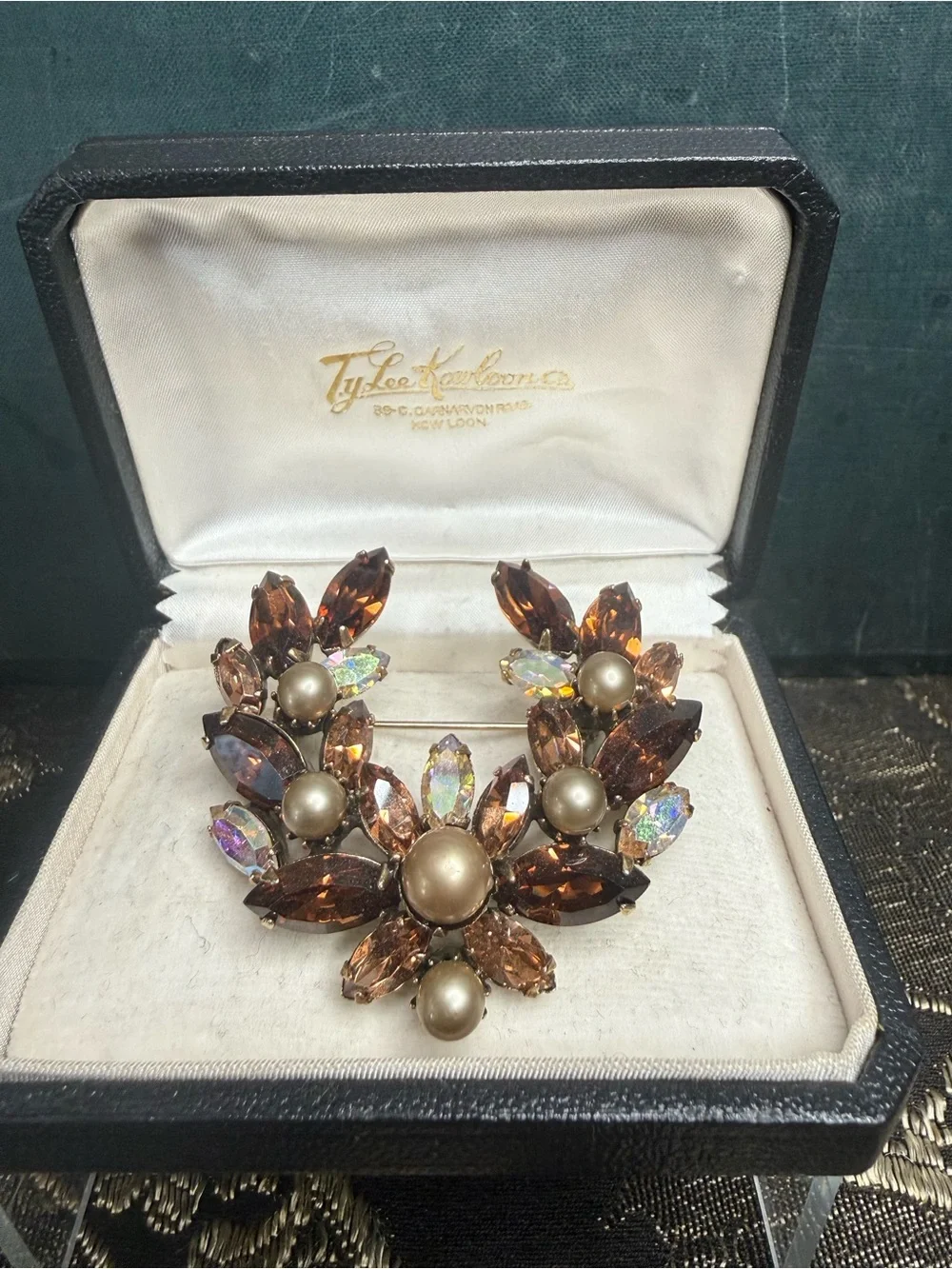 VTG Regency Topaz & Brown AB Rhinestone Floral Brooch with Pearls